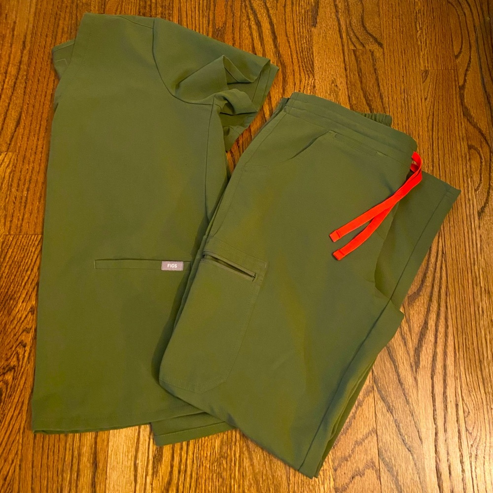 Figs Olive Green set! Casma small top and yola SP bottoms